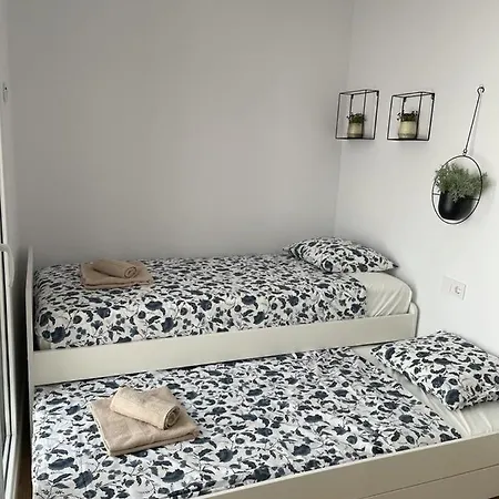 Apartment Uim Mediterraneo Poeta 2 Wifi *